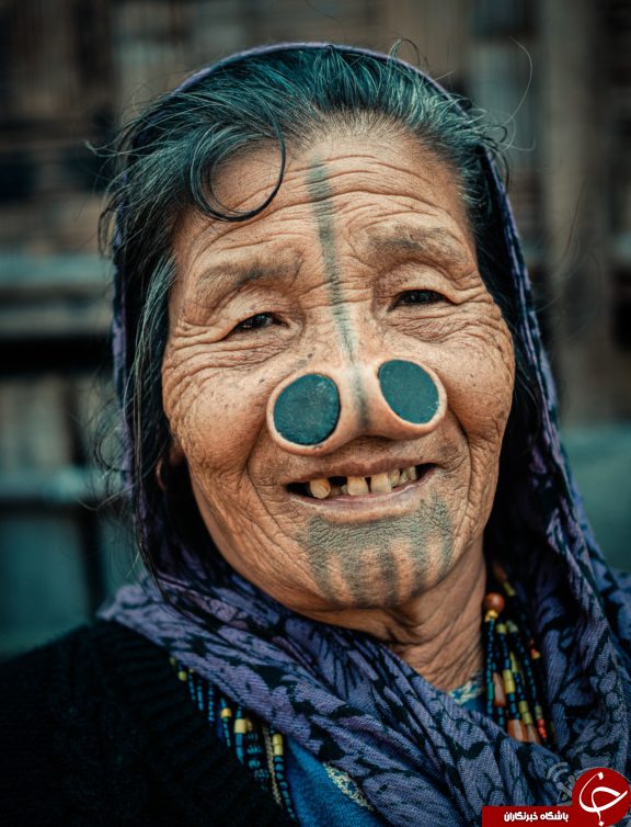 سفر عکاس لبنانی به قبیله زشت‌ترین زنان دنیا (+تصاویر)