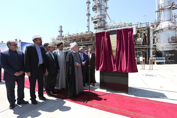 ایران در تولید بنزین و گازوئیل به خودکفایی رسیده است