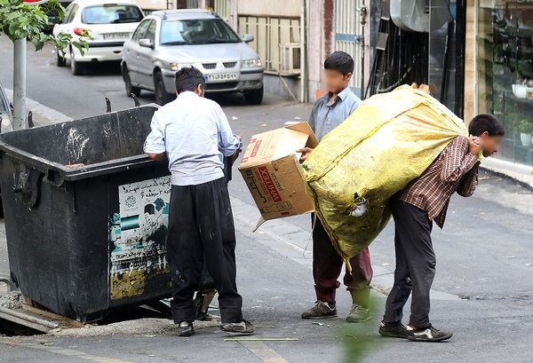 ضرورت مدیریت پدیده نوظهور زباله‌گردی در تبریز