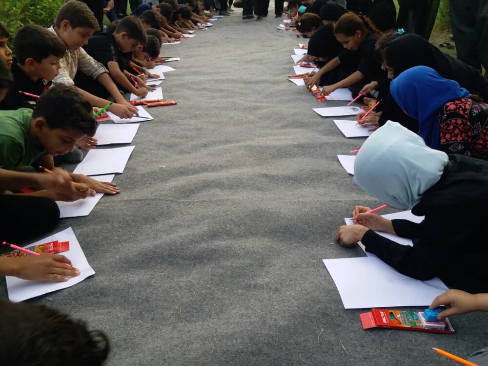 برگزاری مسابقه نقاشی برای کودکان و نوجوانان در کربلای معلی
