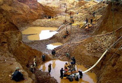در معدن طلای اندریان هیچ‌گونه آلودگی وجود ندارد/ با مشاهده کوچک‌ترین مشکل فعالیت معدن را متوقف می‌کنیم