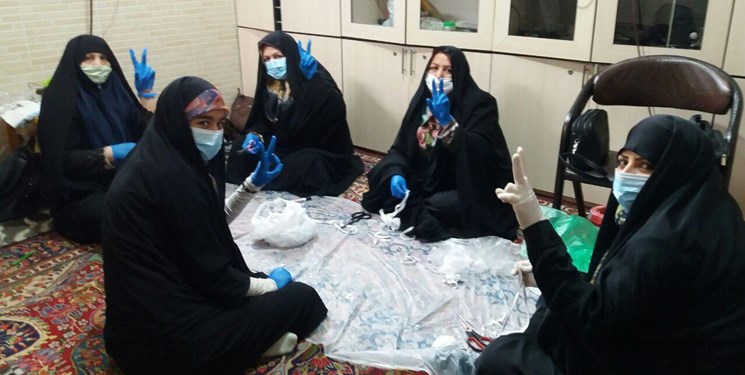 کار جهادی خواهران بسیجی تبریز درتولید ماسک پزشکی/سنگر، ماسک، ایثار