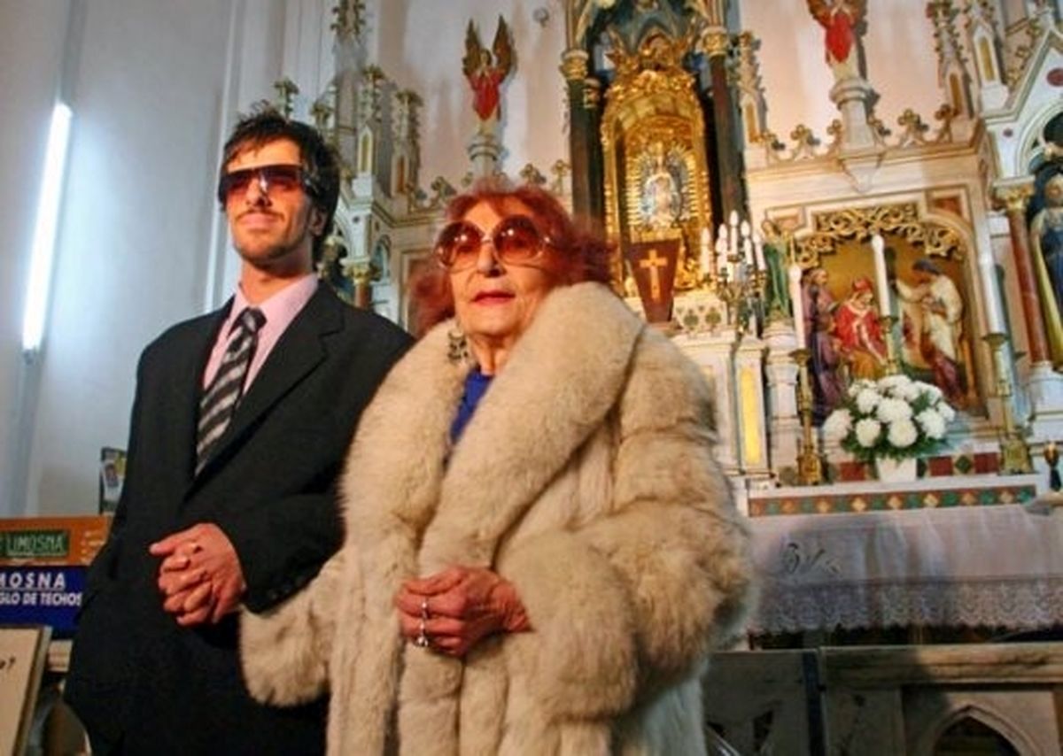 ازدواج جنجالی؛ پسر جوان با عروس ۸۲ ساله!