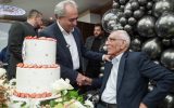 سنت نیک قدردانی از بزرگان/ وقتی استاندار به جشن تولد بزرگ خیر مدرسهساز کشور میرود+ فیلم سنت نیک قدردانی از بزرگان/ وقتی استاندار به جشن تولد بزرگ خیر مدرسهساز کشور میرود+ فیلم