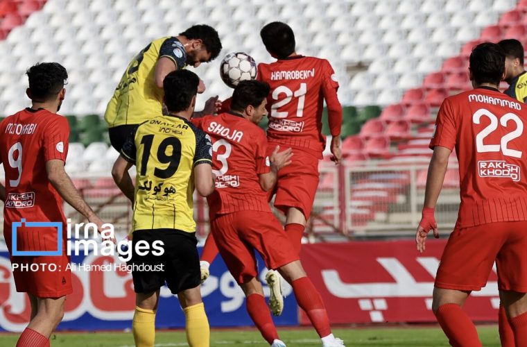 تراکتور صدرنشین ماند